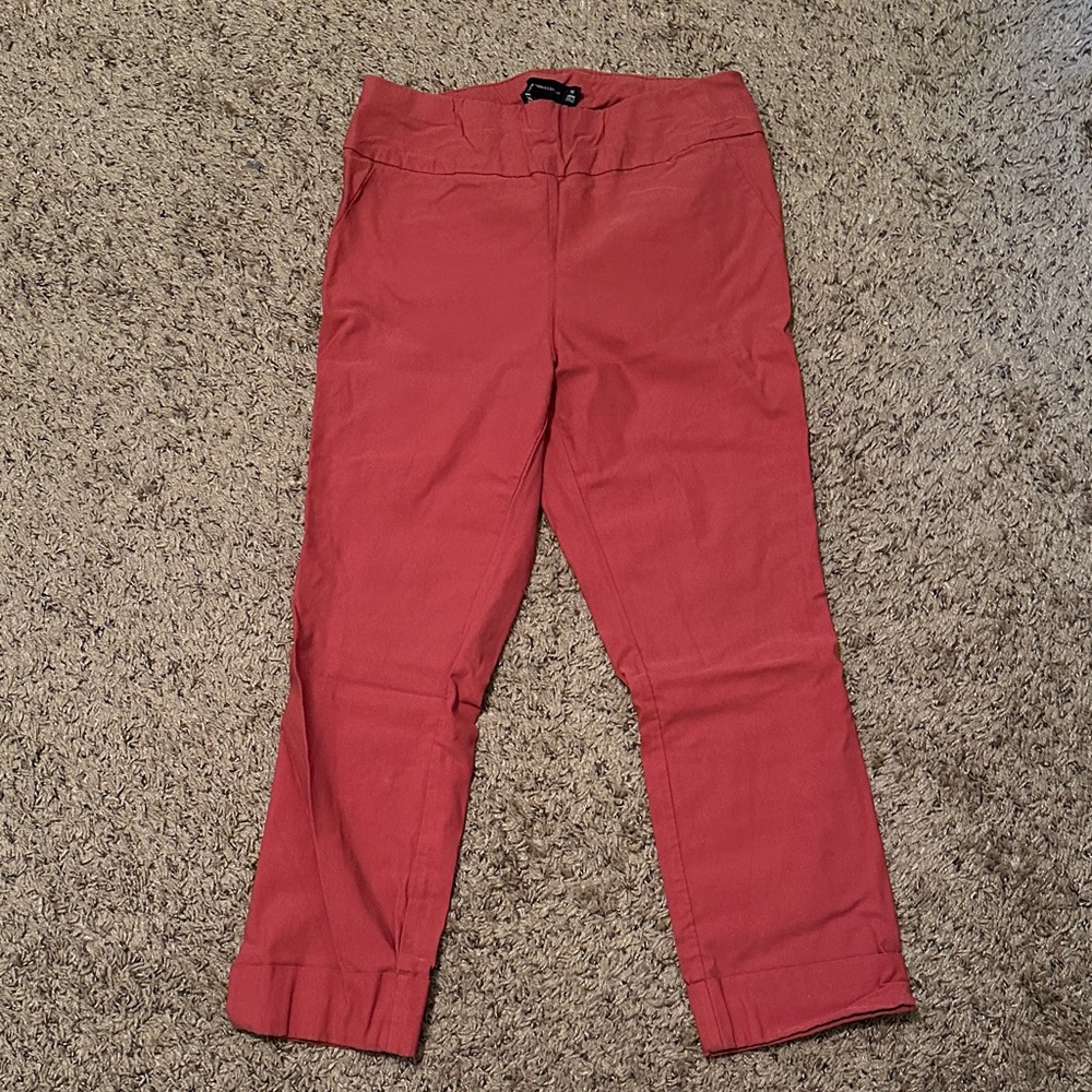 Women’s cropped dress pants